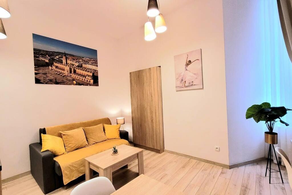 Golden Apartment Bosacka Krakow Old Town 2 Rooms Extérieur photo